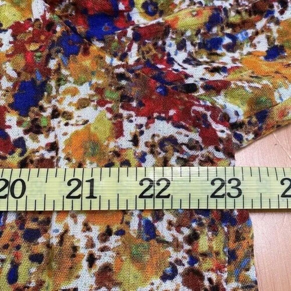 Kut From The‎ Kloth Floral Blouse - Button Front, Long Sleeves, Size XL - Picture 9 of 10